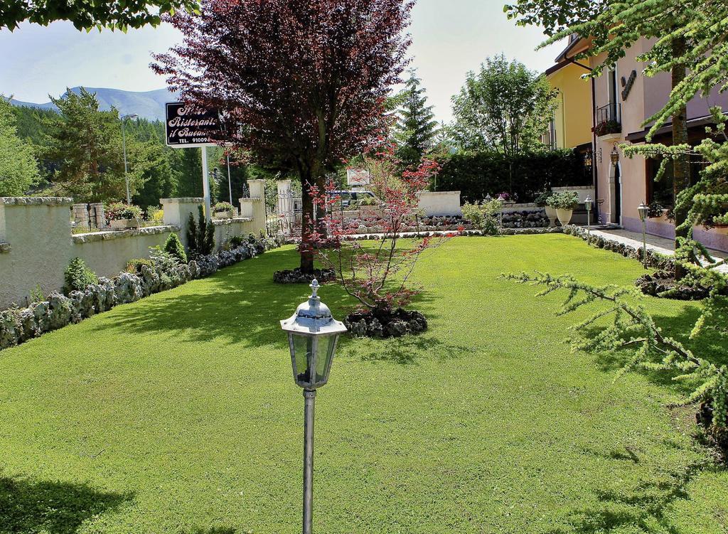 Hotel Bucaneve Pescasseroli Exterior foto